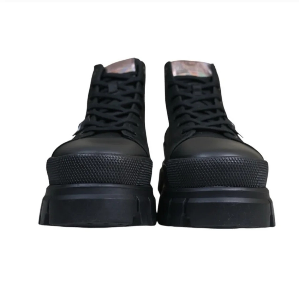 Palladium Women's Size 8.7 Black High-Top Chunky Sneakers, New - Picture 4 of 10